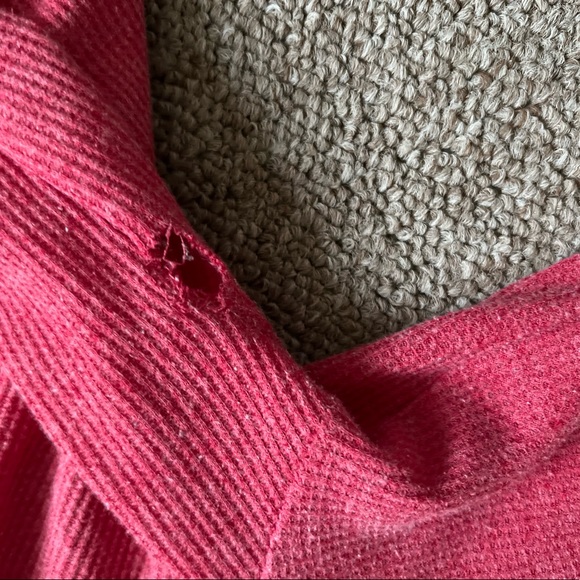 AMBRIELLE PIJAMA SET ( CHRISTMAS COLLECTION, COMES WITH 2 PANTS , LONG AND SHORT - Picture 5 of 13